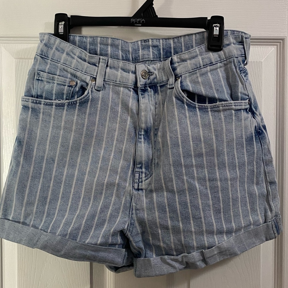 Striped high waisted shorts